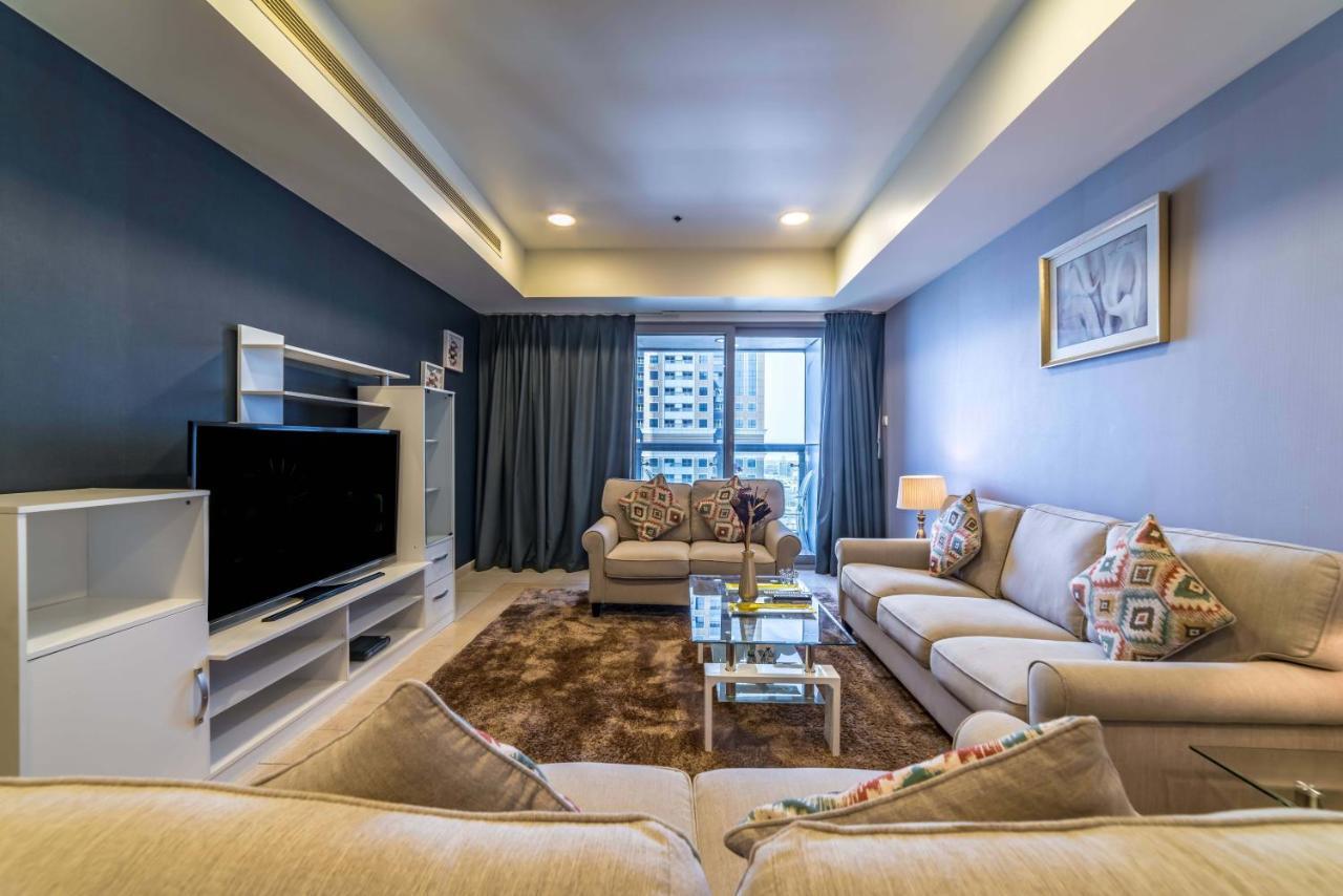 Yanjoon Holiday Homes - Princess Tower Apartments ดูไบ ภายนอก รูปภาพ