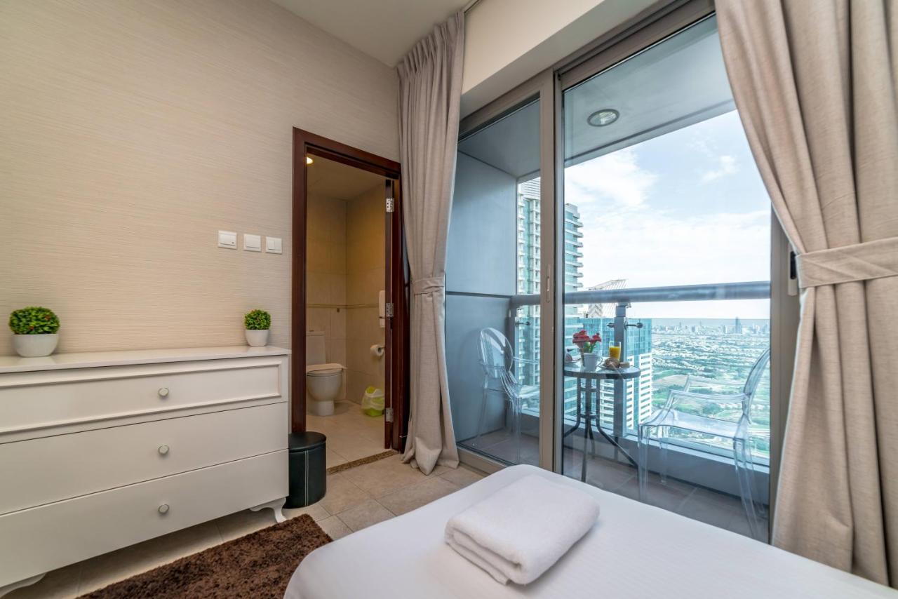 Yanjoon Holiday Homes - Princess Tower Apartments ดูไบ ภายนอก รูปภาพ